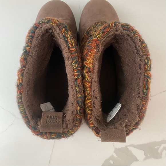 MUK LUKS PATTI CABLE SWEATER CUFF WATER RESISTANT BROWN ANKLE BOOT  SIZE… - Picture 7 of 9